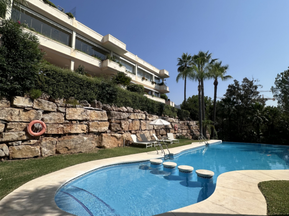 Apartment for sale in Marbella Golden Mile, Marbella