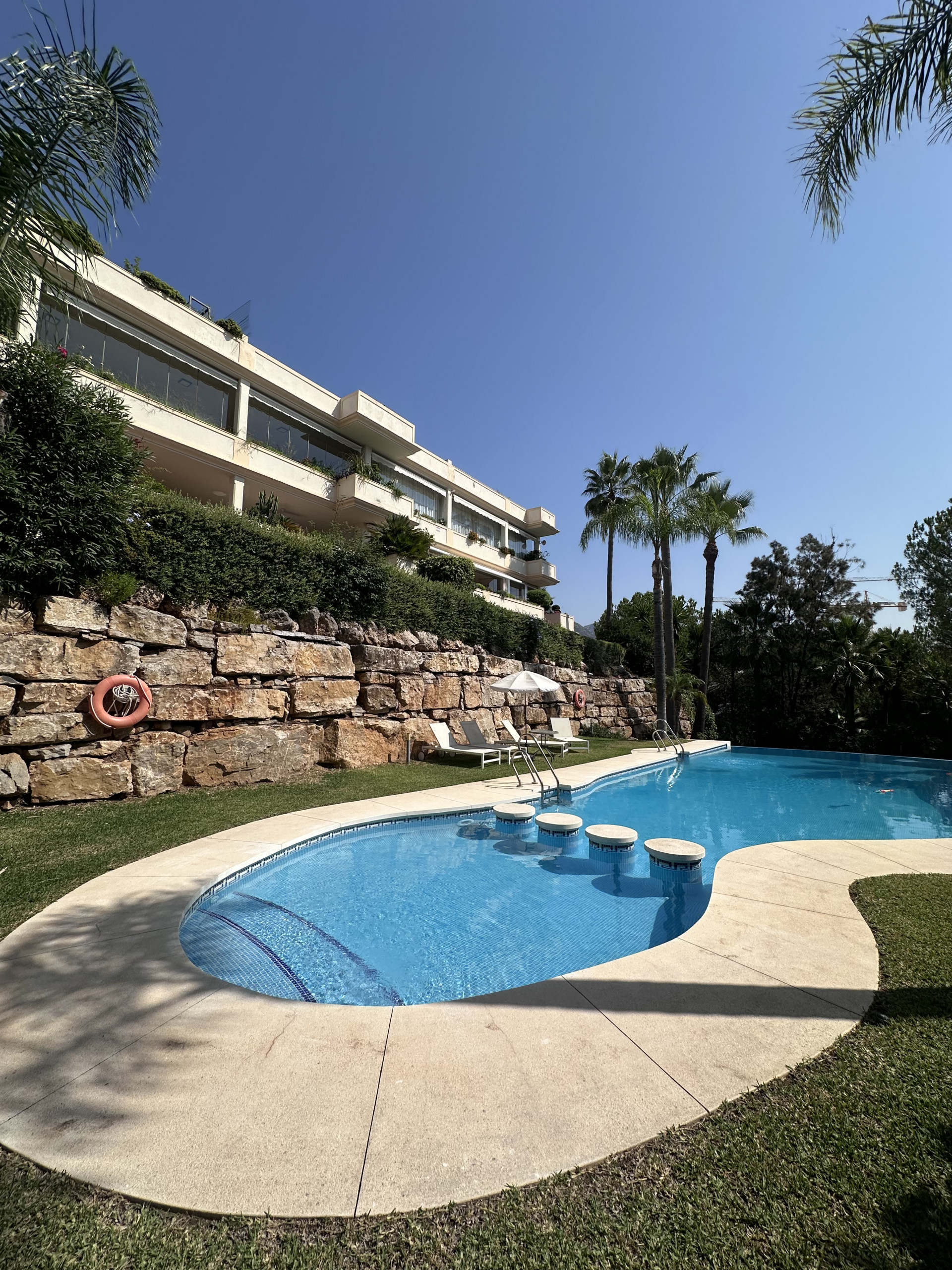 Apartment for sale in Marbella Golden Mile Marbella
