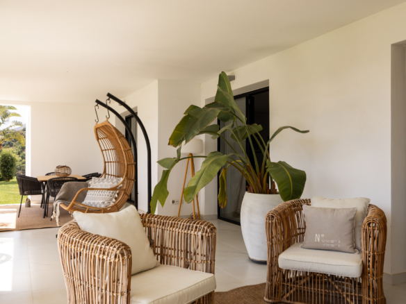 Elegant Designer Apartment for Sale in Mirador de Estepona Hills with Rental License