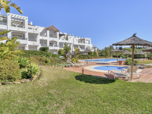 Exclusive Apartment in Los Eucaliptos, Benahavís