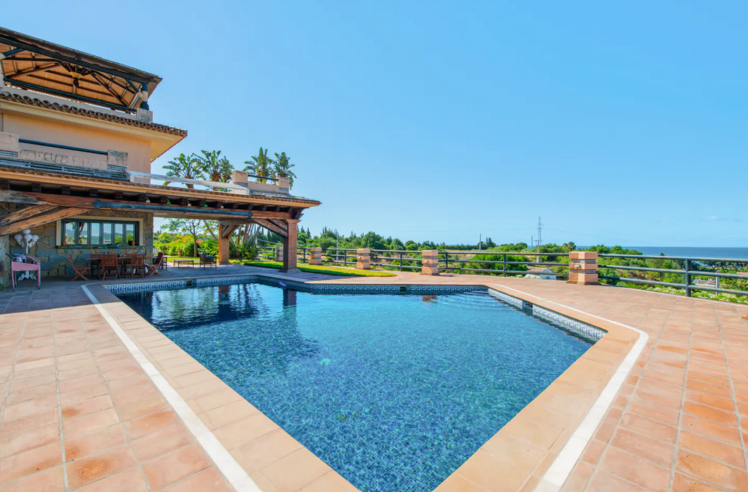 Exclusive Estate in Reinoso, Estepona
