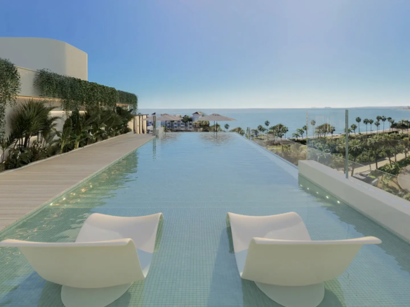 Luxury and authenticity in the very best of Estepona