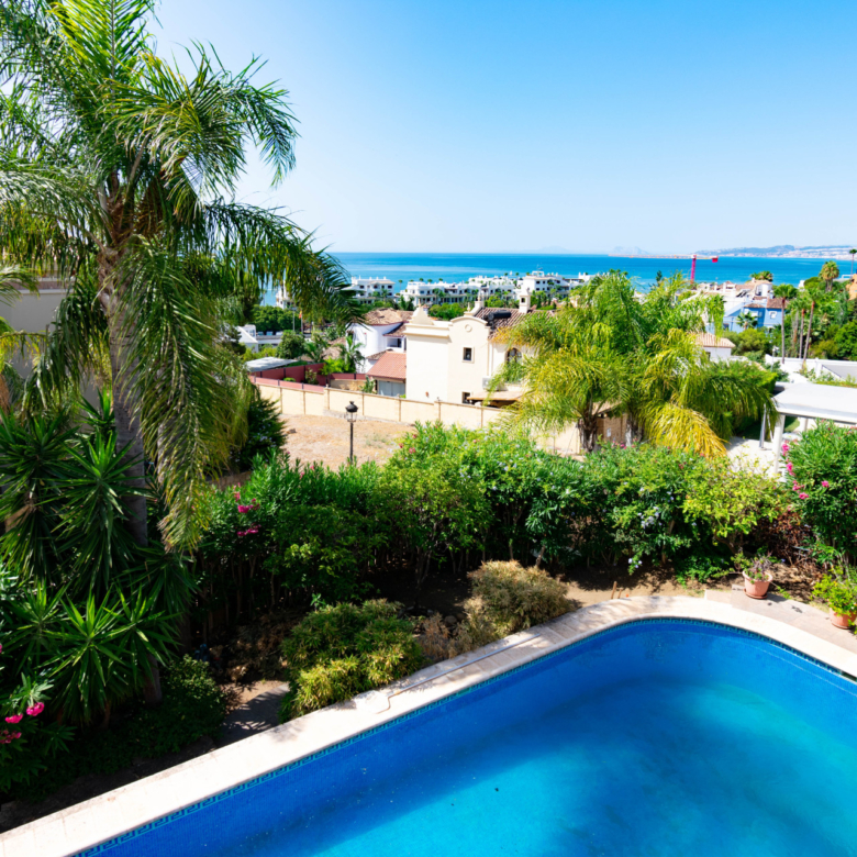 Mediterranean Villa with Sea Views in the Prestigious Seghers Residential Area, Estepona