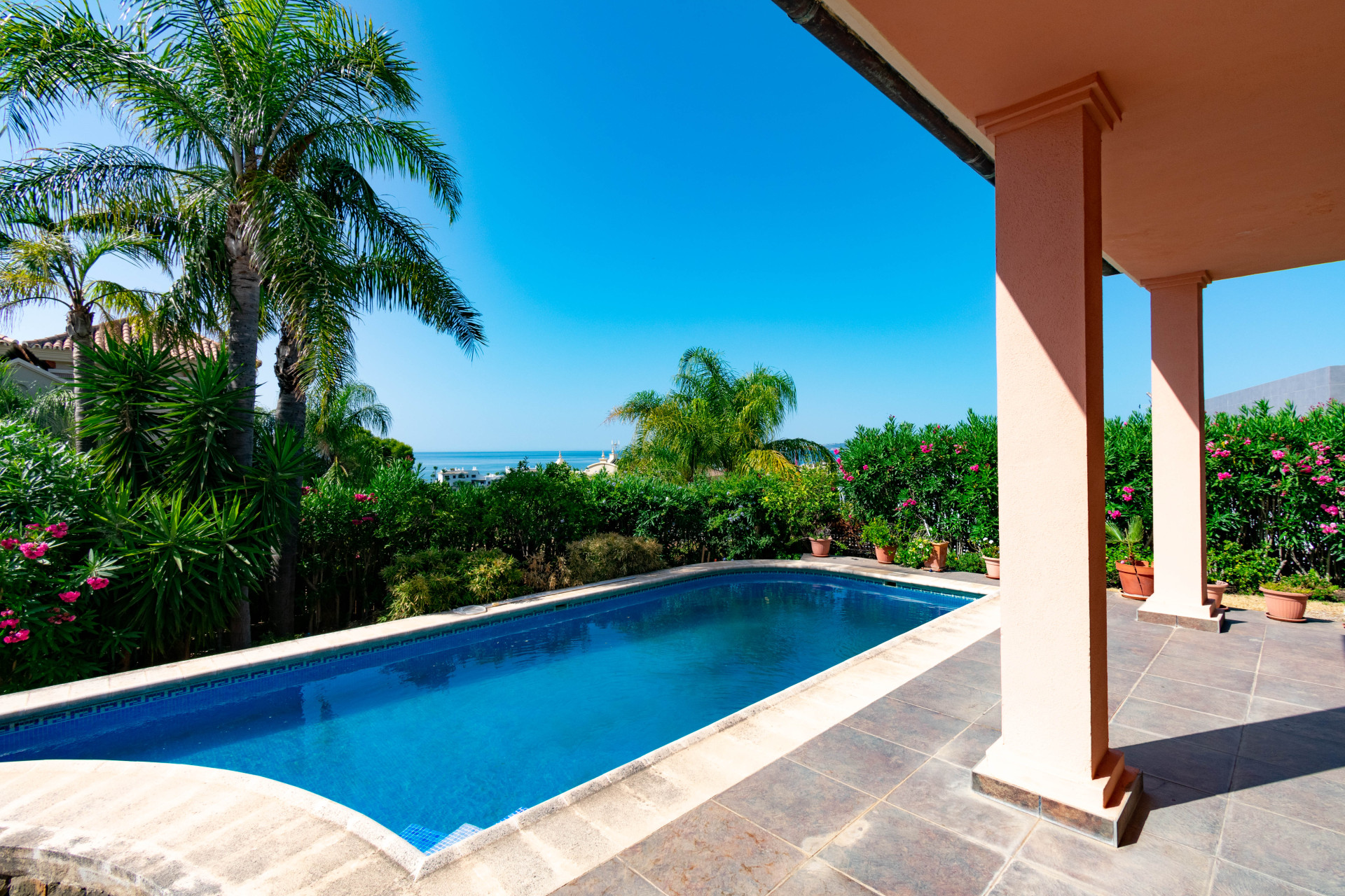 Mediterranean Villa with Sea Views in the Prestigious Seghers Residential Area, Estepona