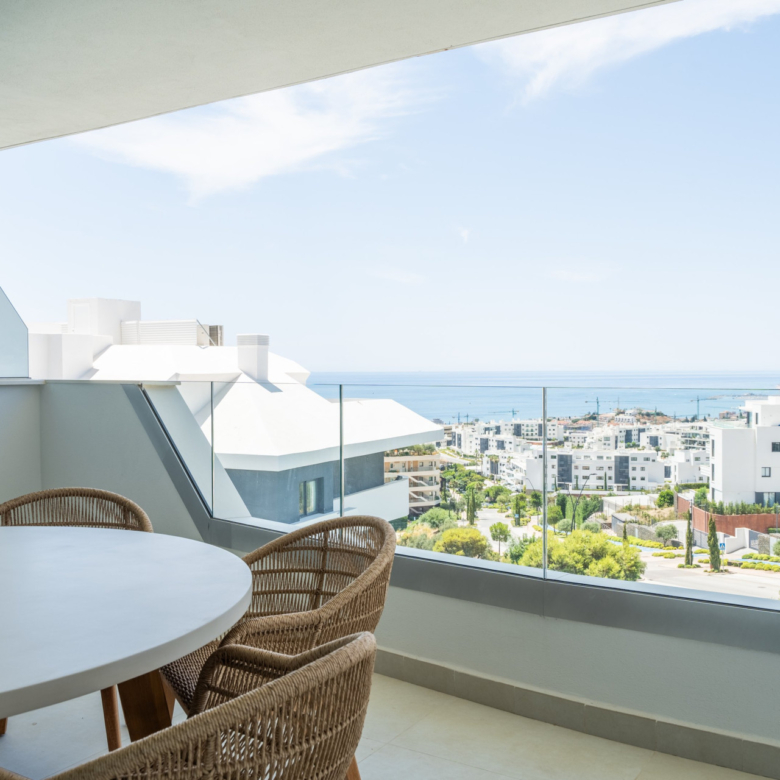 Modern 3-Bedroom Apartment with Sea Views – Higuerón West, Fuengirola