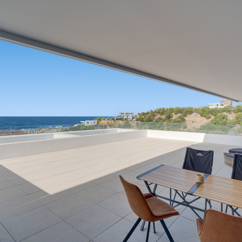 Brand-new, three bedroom apartment in the sought-after gated community of Medblue, in Altos de los Monteros
