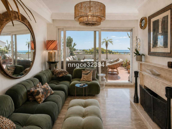 2-Bedroom Sea-View Apartment in Sierra Blanca, 5 Minutes from Marbella's Golden Mile