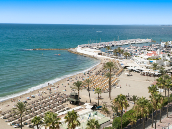 Außergewöhnliche Lage am Strand im Herzen von Marbella