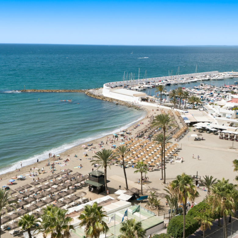 Außergewöhnliche Lage am Strand im Herzen von Marbella