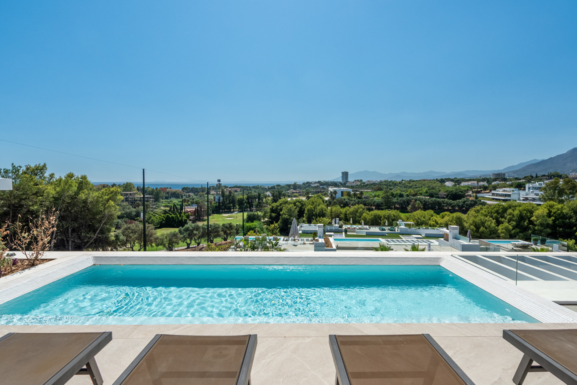 Brand-New 2-Bedroom Penthouse with Private Rooftop Pool in Soul Marbella