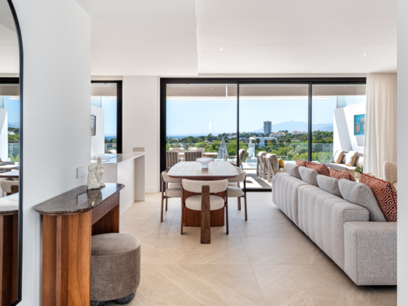 Brand-New 2-Bedroom Penthouse with Private Rooftop Pool in Soul Marbella