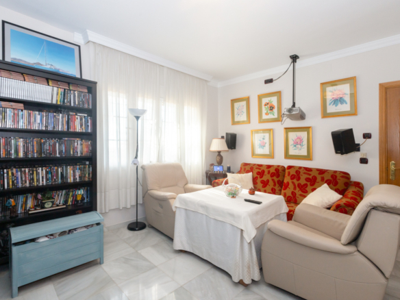 Detached villa in El Atabal with sea views