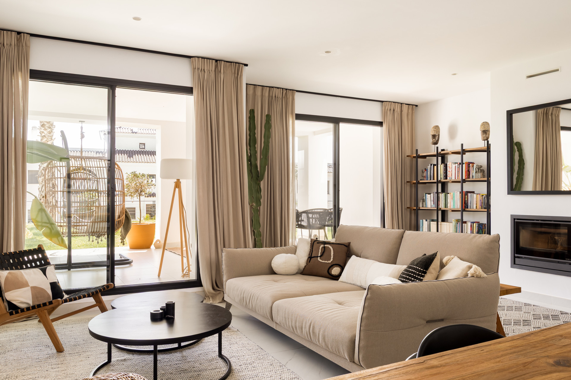 Elegant Designer Apartment for Sale in Mirador de Estepona Hills with Rental License
