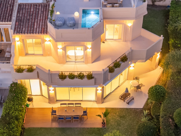 Elegante Familienvilla mit Panoramablick auf Golfplatz & Berge in La Quinta Hills
