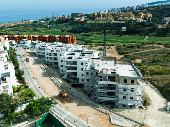 Exclusive opportunity in Manilva: new development with an unbeatable location and Mediterranean views