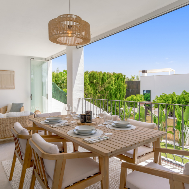 Fully renovated 4-bedroom townhouse in Montevideo Hills, next to El Campanario