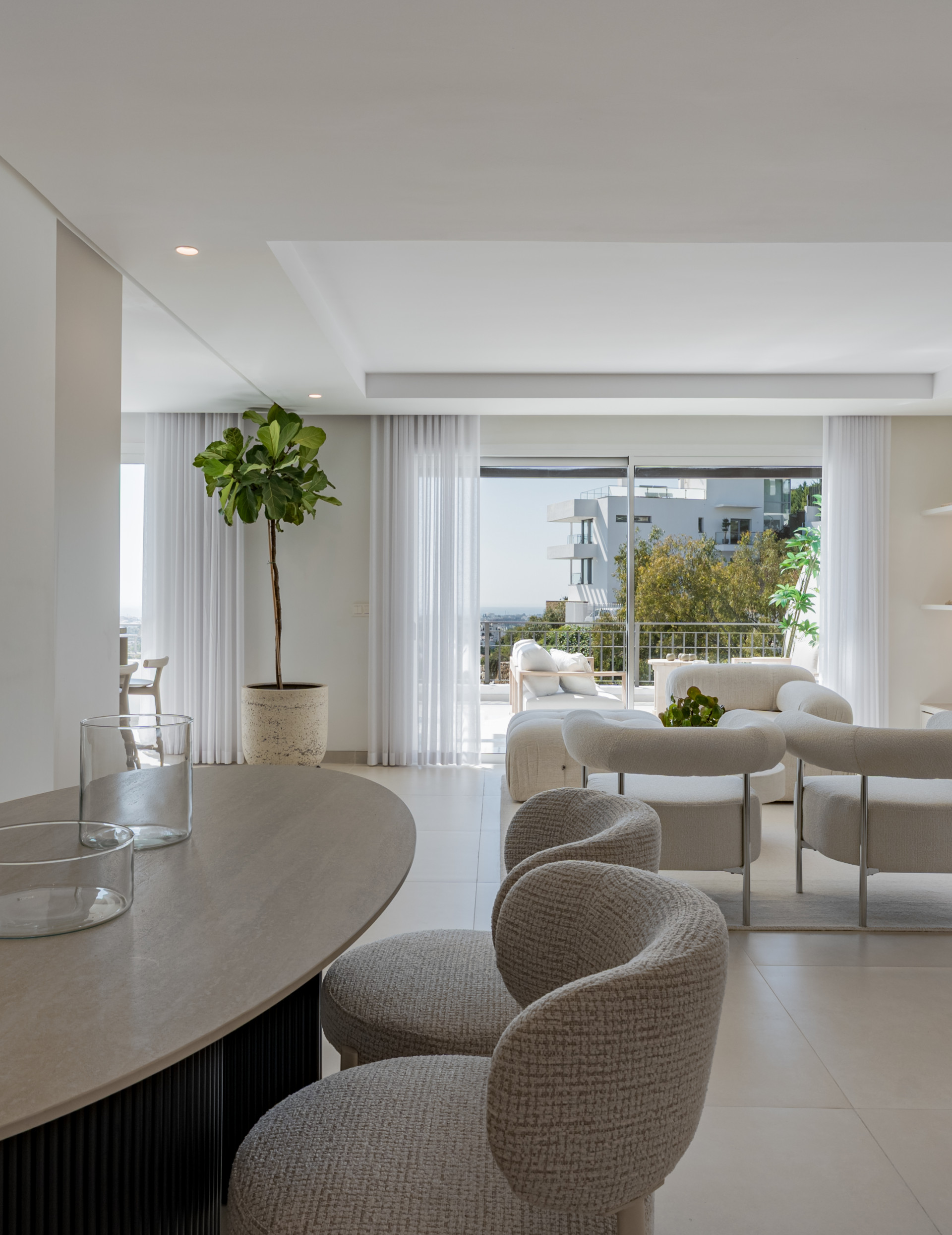 Stunning Duplex Penthouse with Private Pool and Panoramic Views in La Quinta, Benahavís