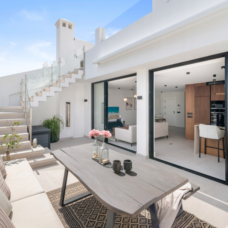 Luxury turnkey Penthouse in La Quinta with 100m2 terrace