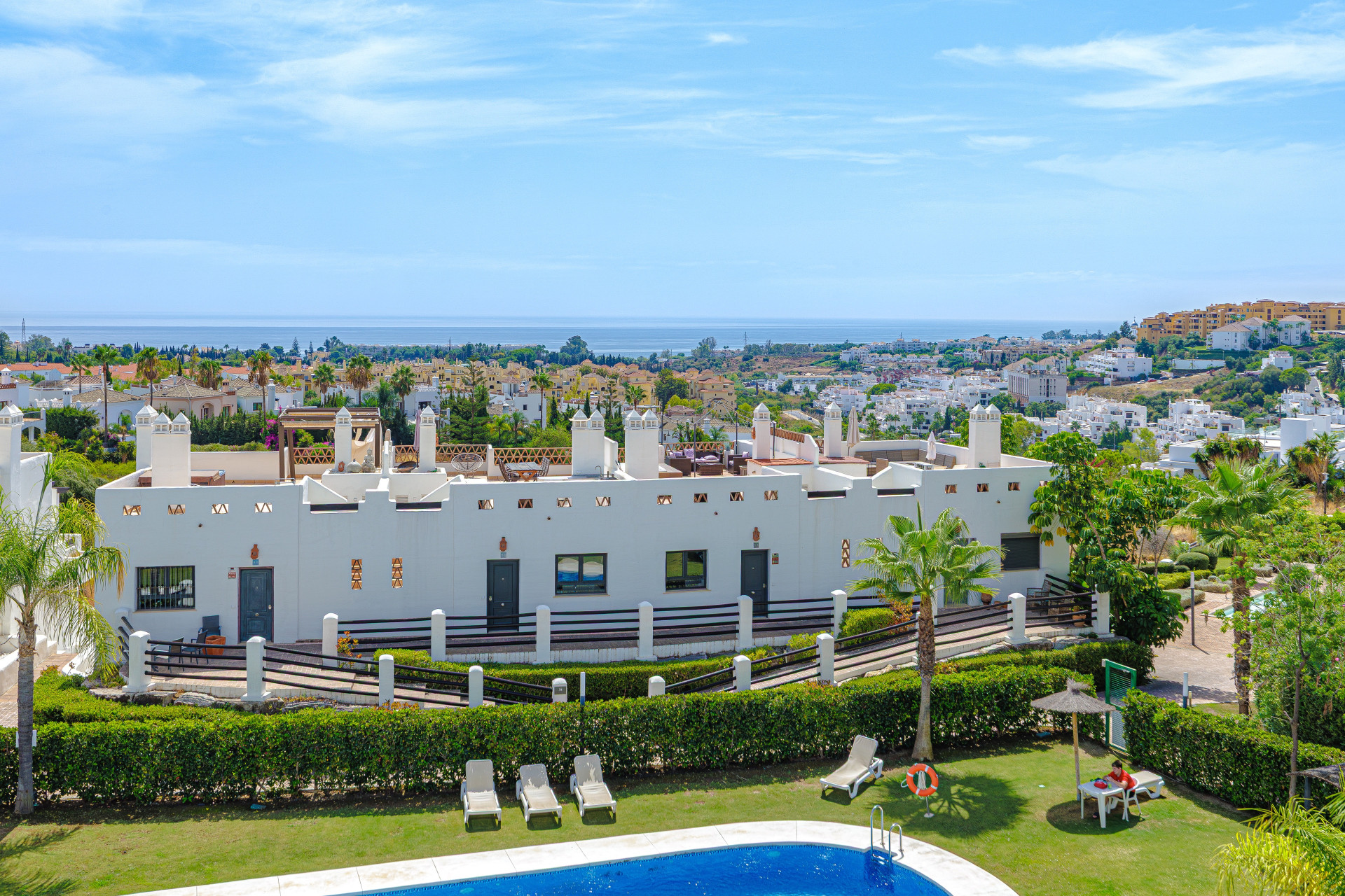 Panoramic Sea View Apartment in Sunset Golf, Estepona