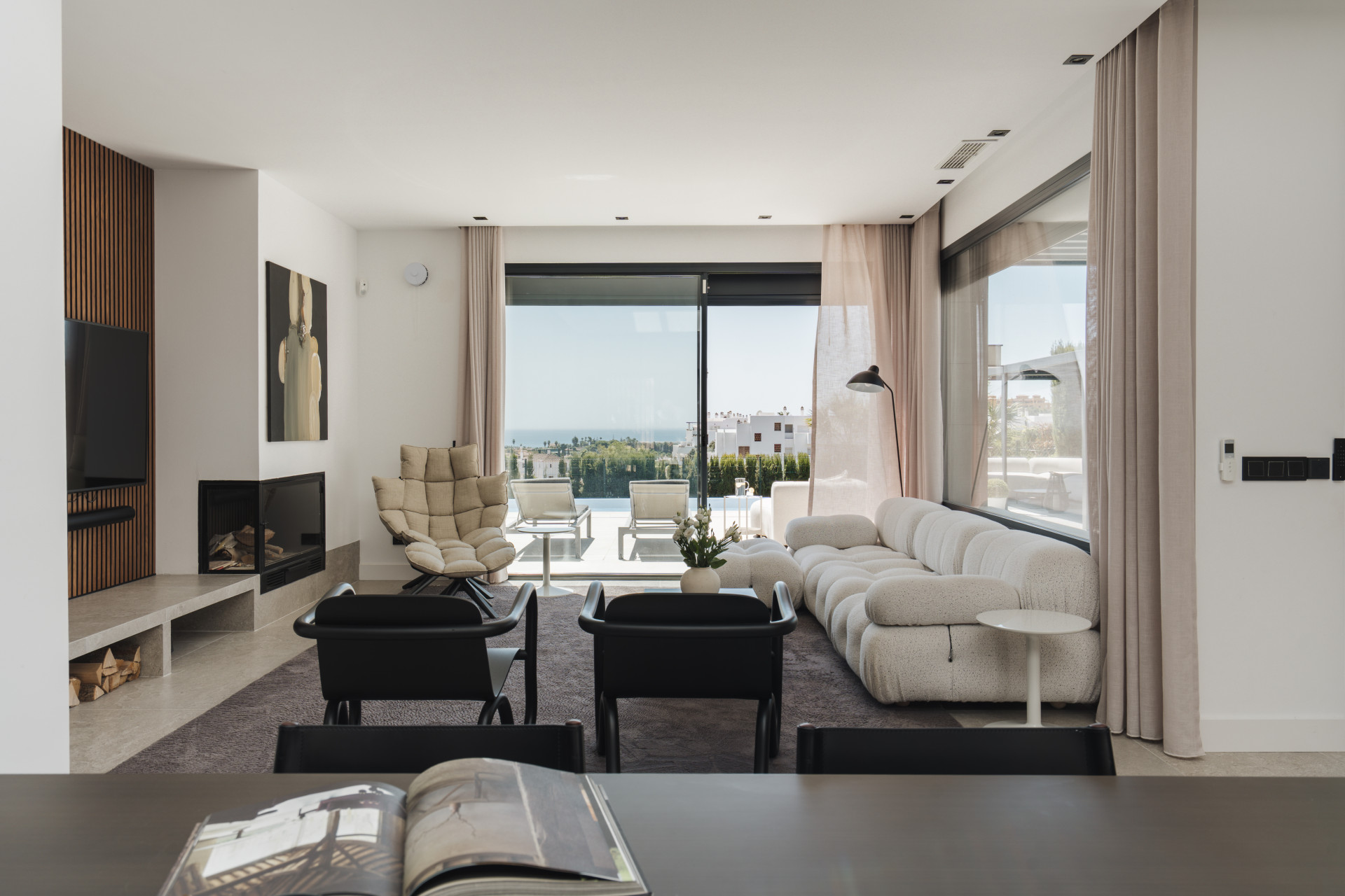 Refurbished South-Facing Villa with Sea Views