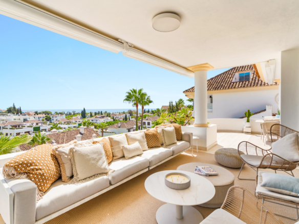 Renovated Duplex Penthouse in Monte Paraíso, Marbella Golden Mile
