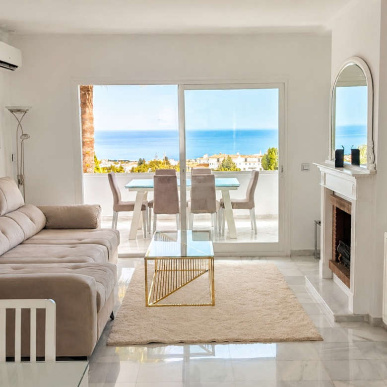 Spektakuläres Duplex-Penthouse mit Panoramablick auf das Meer in Calahonda