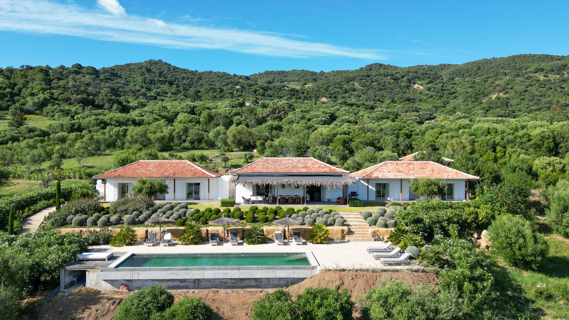 Stunning Contemporary Country Retreat with Tourist Licence and Panoramic Views Near Gaucin