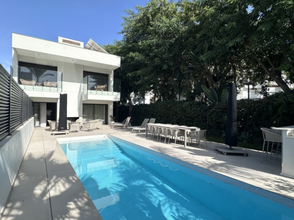 Villa for sale in Marbella - Puerto Banus, Marbella