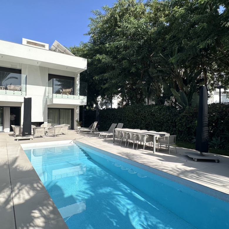 Villa for sale in Marbella - Puerto Banus, Marbella