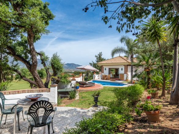 4-Schlafzimmer Villa in erster Reihe am Golfplatz im La Cala Golf Resort