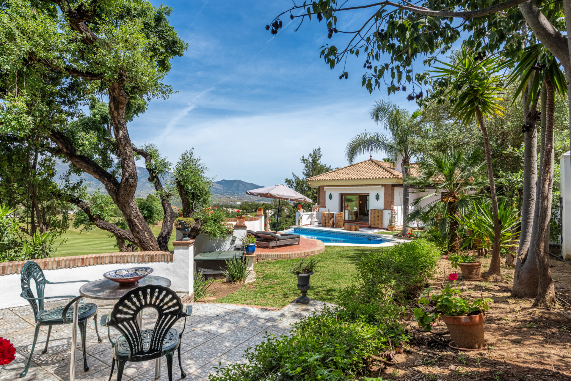 4 Schlafzimmer Villa in erster Reihe am Golfplatz im La Cala Golf Resort