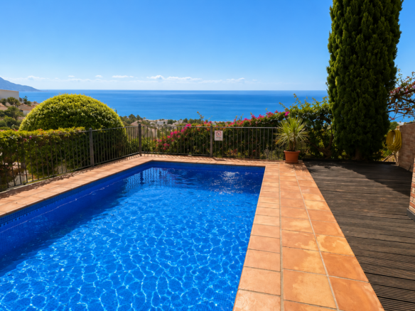 Apartment for sale in Benahavis