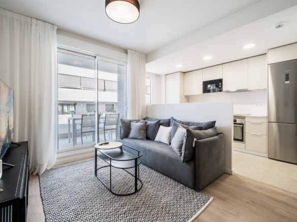 Brand-new 2-bedroom middle floor apartment in Aires de Guadaiza - La Campana