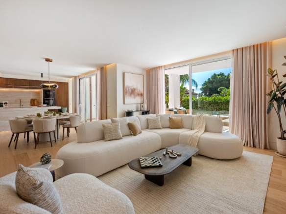 Duplex in a Frontline Golf Community on Los Naranjos Golf