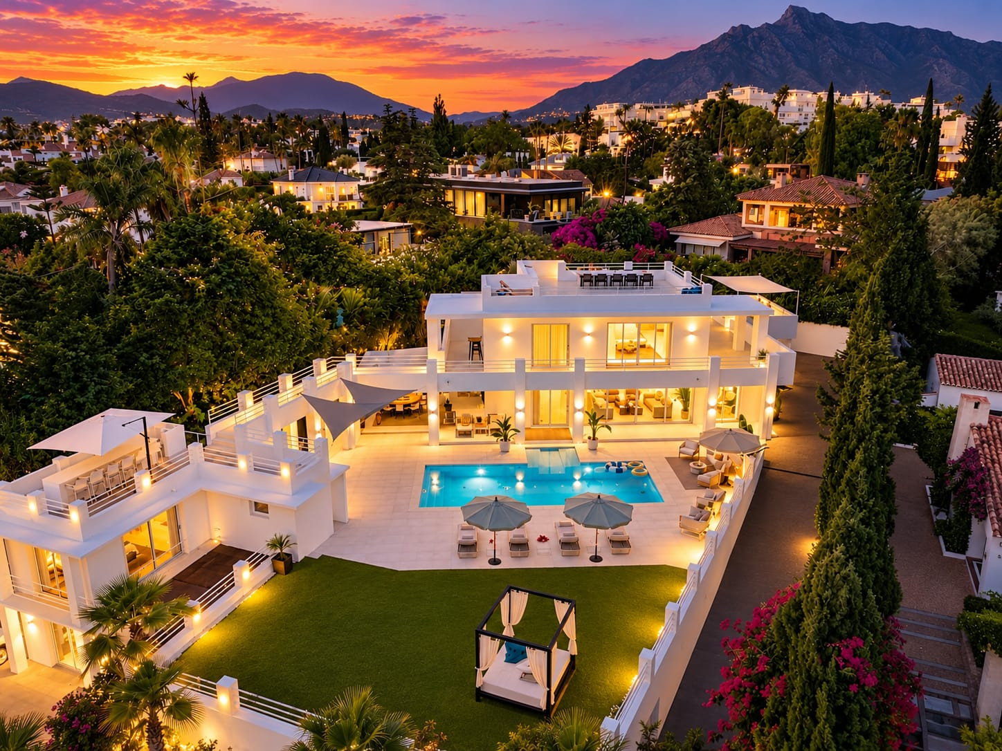 Exceptional Renovated Luxury Villa with Tourist Licence in Parcelas del Golf Nueva Andalucia