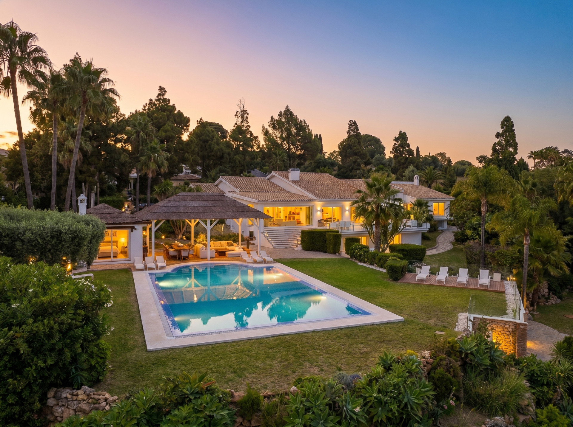 Exclusive Listing Elegant Mediterranean Villa in Prestigious Hacienda Las Chapas Marbella with Tourist License already in Place