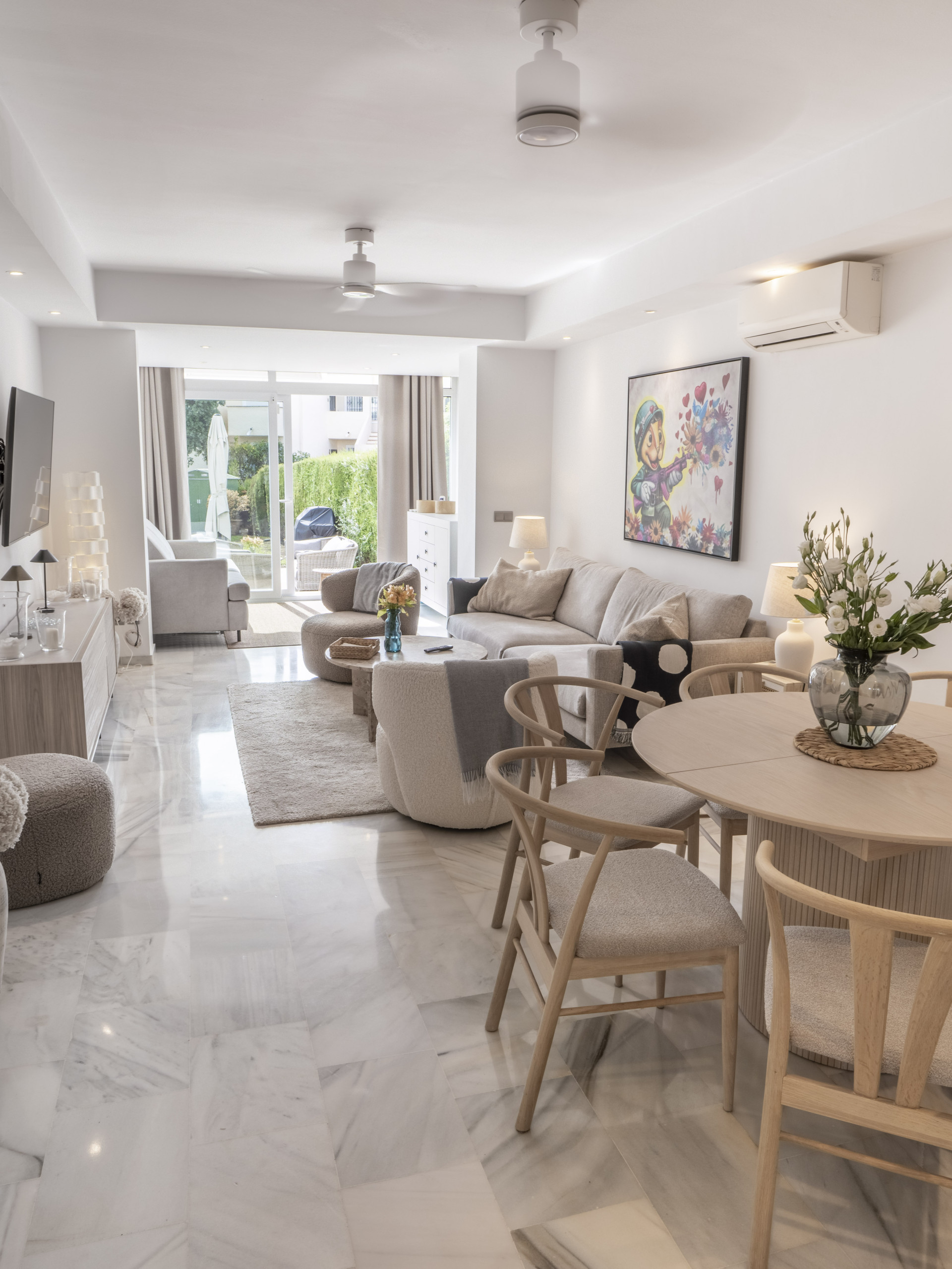 Flot totalrenoveret lejlighed i stueplan i Sun Gardens El Paraiso