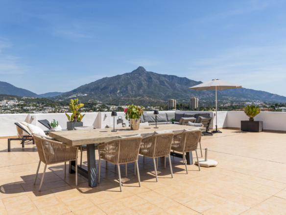 Luxury 2-Bedroom Summer Penthouse in Nueva Andalucía, Marbella