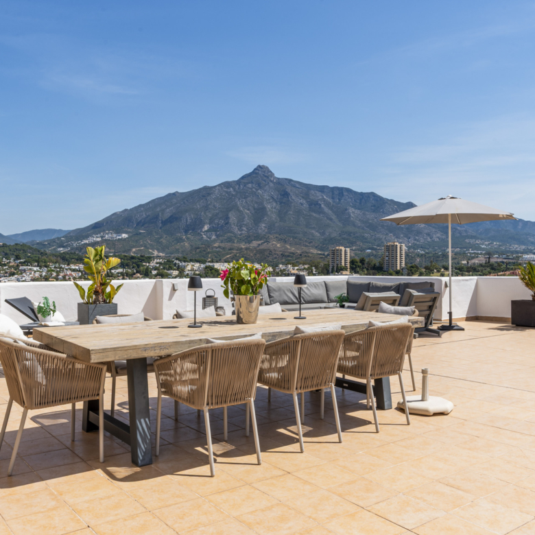Luxury 2-Bedroom Summer Penthouse in Nueva Andalucía, Marbella