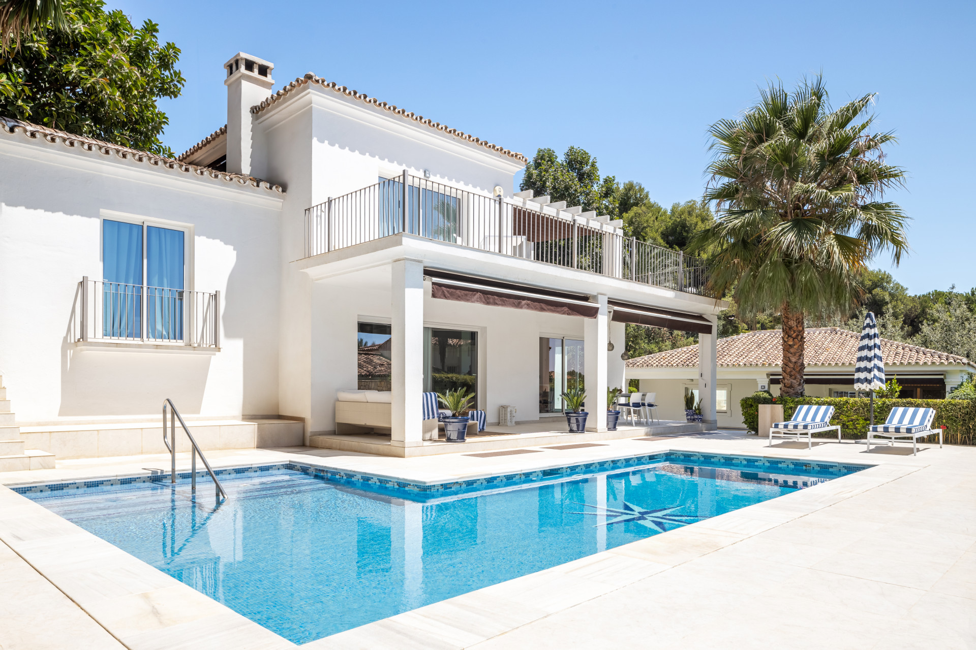 Luxury Villa in Cascada de Camojan Marbellas Golden Mile