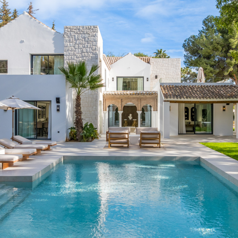 Luxury Villa in Las Brisas, Nueva Andalucía