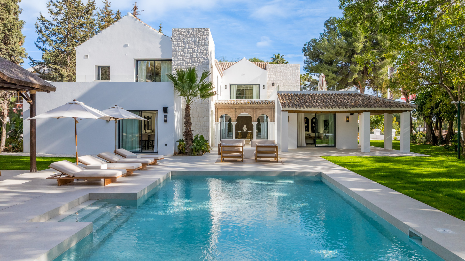 Luxury Villa in Las Brisas Nueva Andalucia