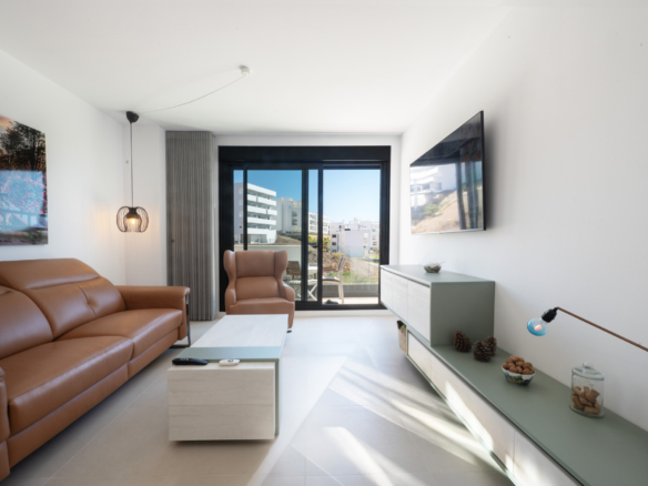 Modern two-bedroom apartment in Carvajal!