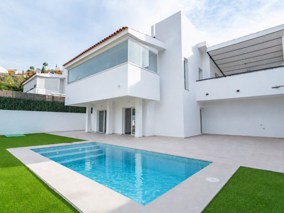 New build villa with beautiful views in Mijas Pueblo