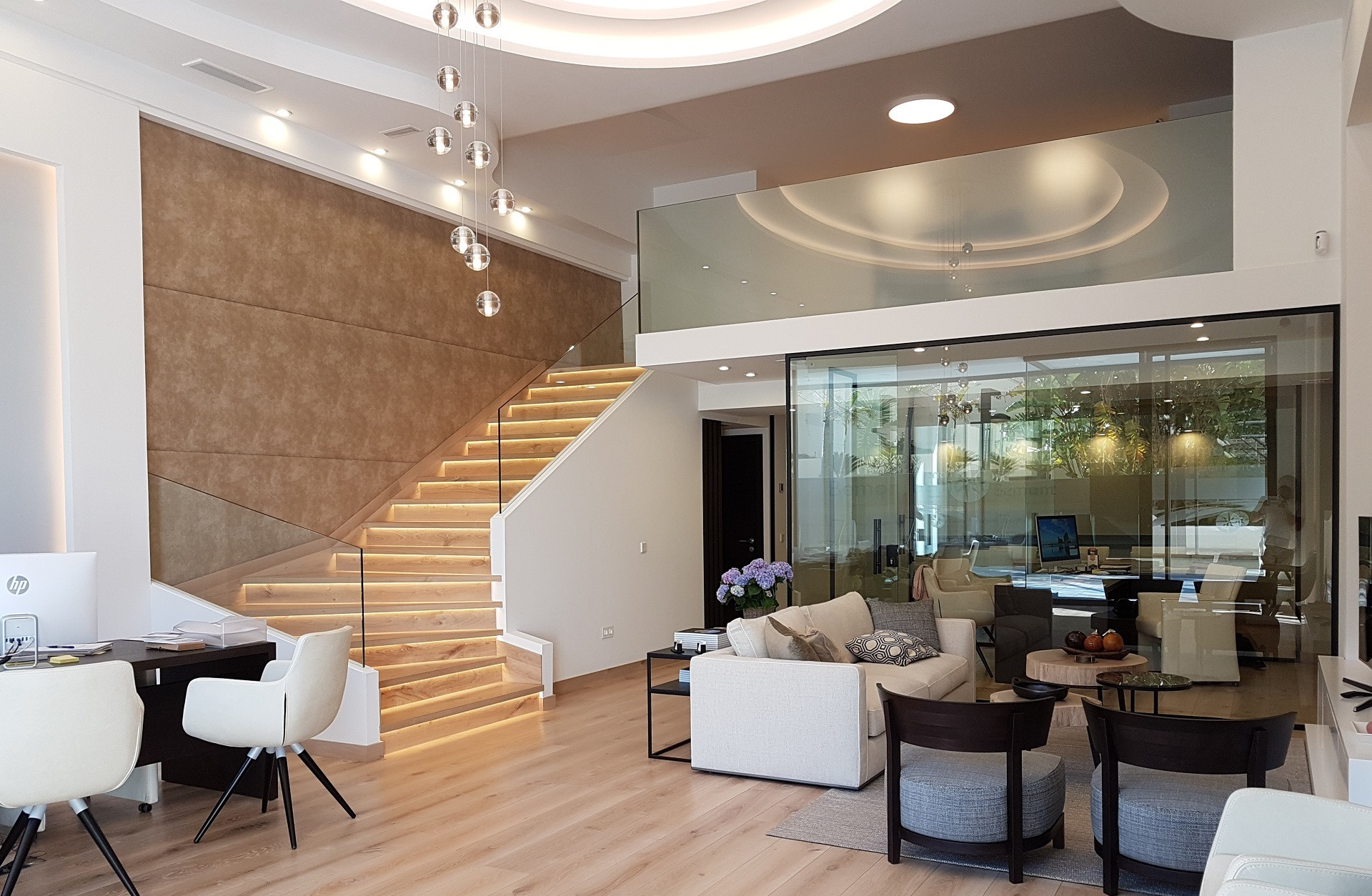 OFFICE - COMMERCIAL PREMISES FOR RENT IN PUERTO BANÚS – NUEVA ANDALUCÍA (MARBELLA)