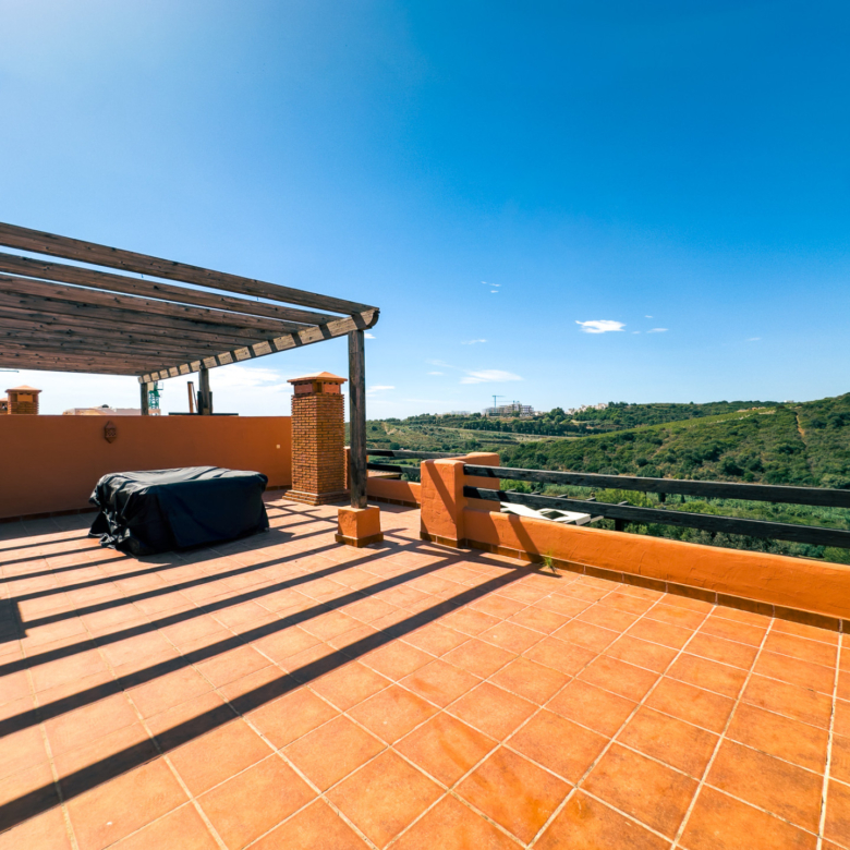 PENTHOUSE WITH LARGE TERRACE, SOLARIUM, AND OPEN VIEWS INCLUDING SIDE SEA VIEWS!