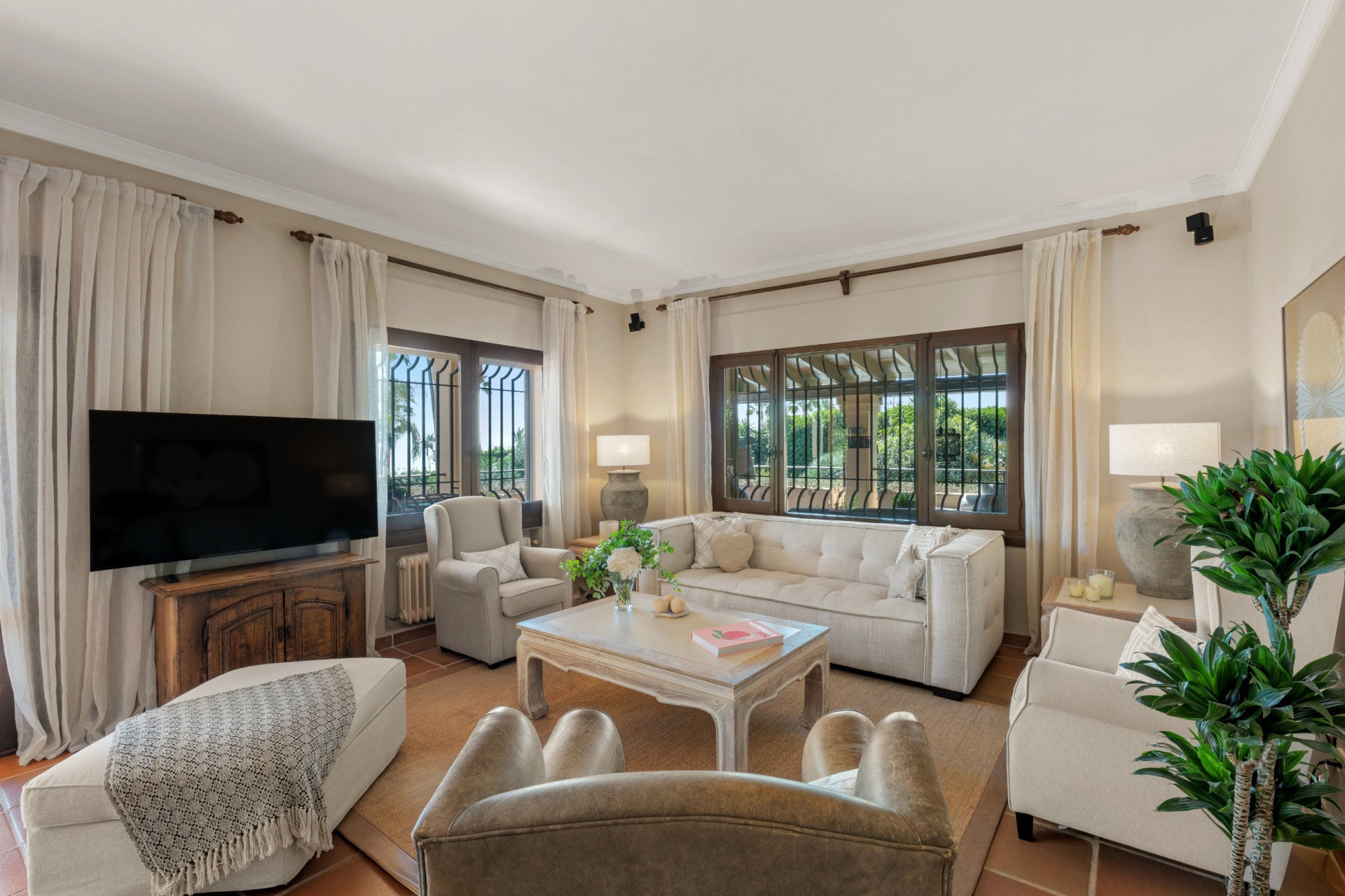Prime Beachside Location in Los Monteros  – Timeless Andalusian Charm