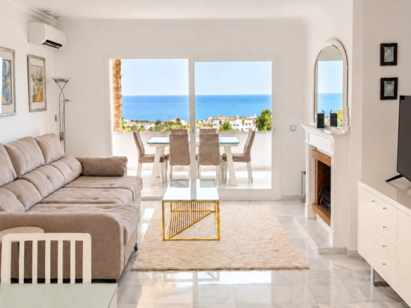 Spectacular Duplex Penthouse for Sale in Calahonda with Panoramic Mediterranean Sea Views