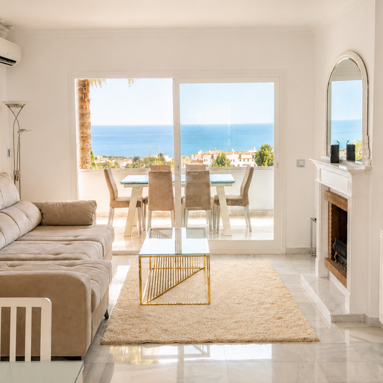 Spectacular Duplex Penthouse with Panoramic Sea Views in Calahonda