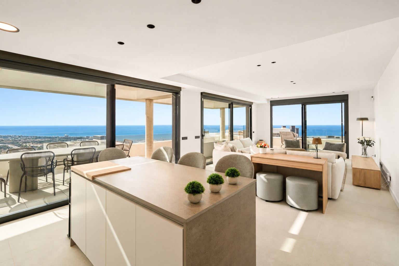 Three Bedroom Apartment with Exceptional Sea Views in Los Altos de Los Monteros Marbella East